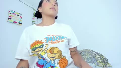 Snapshot of samanthajonson_ chatting on 02.19.25 samanthajonson online show from 02.19.25