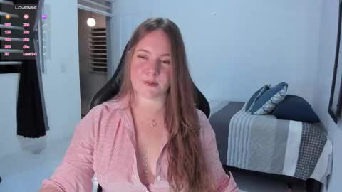 Snapshot of samanthaleon chatting on 12.22.25 Samantha samy online show from 12.22.25