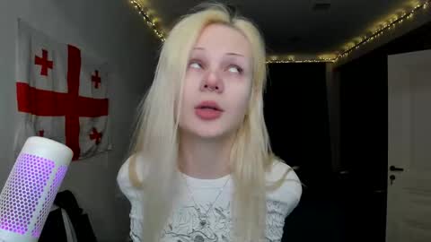 Snapshot of samanthamiasnik1 chatting on 03.01.25 Samantha online show from 03.01.25