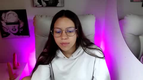 Snapshot of samantharoldan chatting on 02.13.26 Samantha online show from 02.13.26