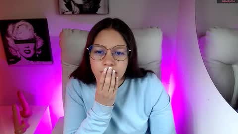 Snapshot of samantharoldan chatting on 02.14.26 Samantha online show from 02.14.26