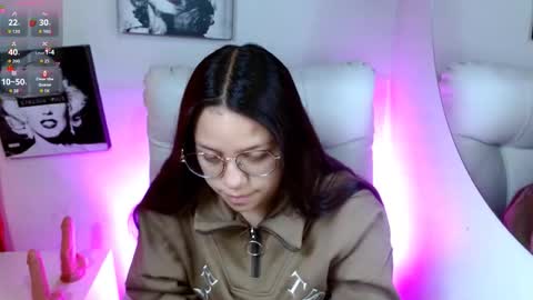 Snapshot of samantharoldan chatting on 02.24.26 Samantha online show from 02.24.26