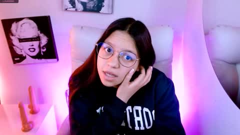 Snapshot of samantharoldan chatting on 03.03.26 Samantha online show from 03.03.26