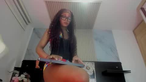 Snapshot of samara_as chatting on 02.19.26 samara_as online show from 02.19.26