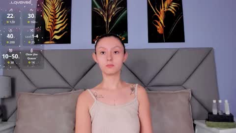 Snapshot of samara_goals chatting on 10.13.25 Samara online show from 10.13.25