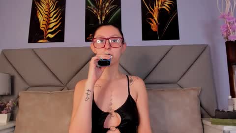 Snapshot of samara_goals chatting on 11.24.25 Samara online show from 11.24.25