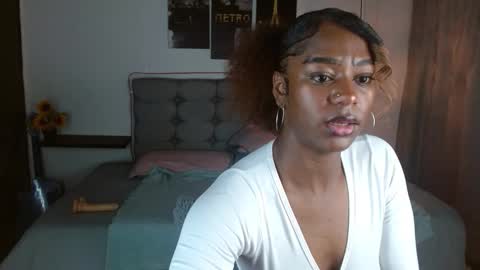 samara_roxx online show from 10.24.25