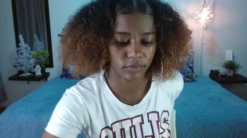 samara_roxx online show from 11.17.25