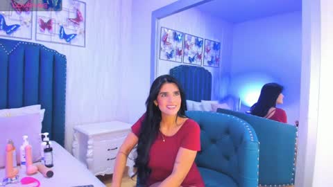 Samara Warren online show from 12.19.24