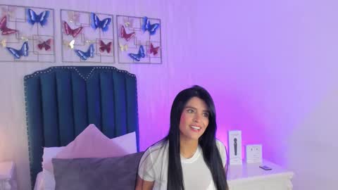 Samara Warren online show from 02.11.26