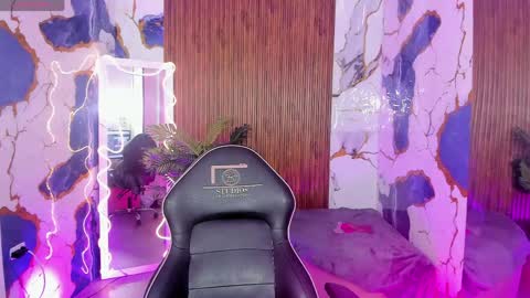 sam online show from 04.17.26