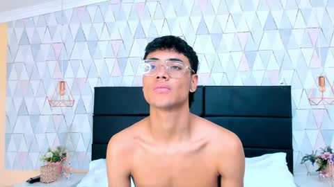 Snapshot of samfrrost chatting on 04.15.26 Samfrrost online show from 04.15.26