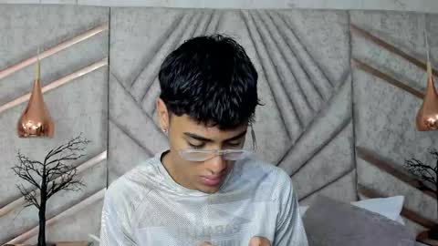 Snapshot of samfrrost chatting on 04.16.26 Samfrrost online show from 04.16.26