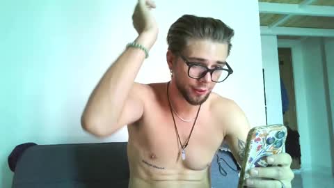 Fansly -       Top4fans   online show from 04.14.26