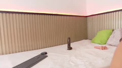 Samanta online show from 10.20.25