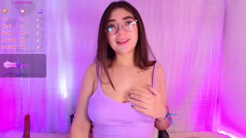 Snapshot of samii_evans chatting on 02.28.25 samii evans online show from 02.28.25