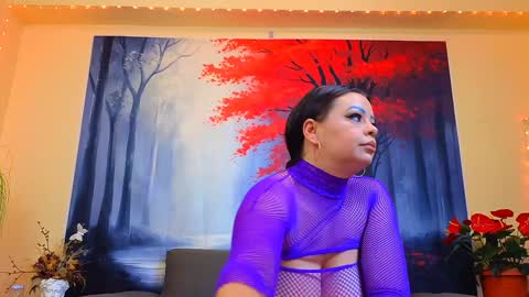 Snapshot of samiraevans chatting on 02.02.25 online show from 02.02.25