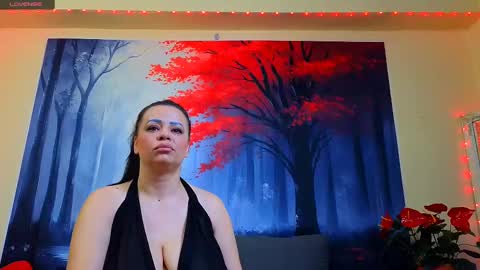 Snapshot of samiraevans chatting on 03.07.25 online show from 03.07.25