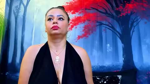 Snapshot of samiraevans chatting on 10.15.25 online show from 10.15.25