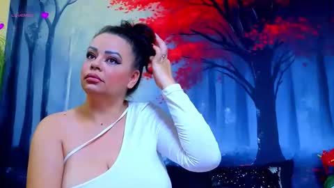 Snapshot of samiraevans chatting on 11.02.25 online show from 11.02.25