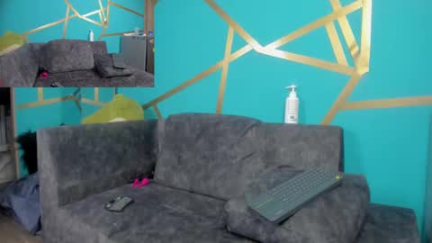 Snapshot of sammy_and_mike_ls chatting on 12.08.24 Sophie y Mark online show from 12.08.24