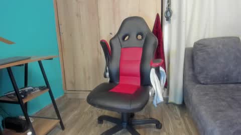 Snapshot of sammy_and_mike_ls chatting on 01.07.25 Sophie y Mark online show from 01.07.25