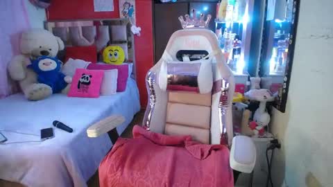 Snapshot of sammy_fox444 chatting on 05.25.26 samantha online show from 05.25.26