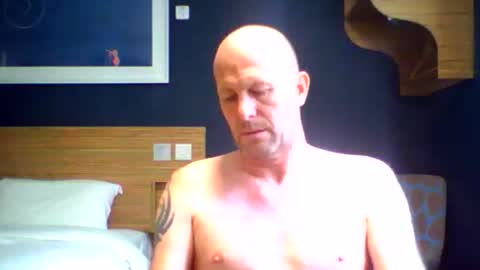 Snapshot of sammyb1821 chatting on 09.29.25 sammyb1821 online show from 09.29.25