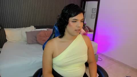 Snapshot of sammybrunette1 chatting on 06.11.26 Axel online show from 06.11.26