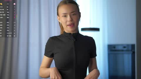Vivienne online show from 05.31.26
