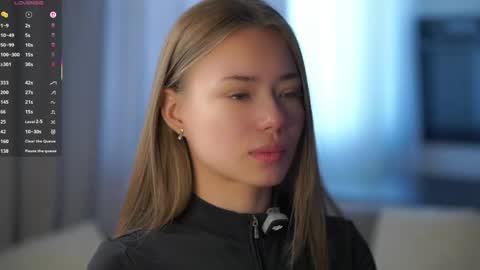 Snapshot of sammymally chatting on 06.03.26 Vivienne online show from 06.03.26