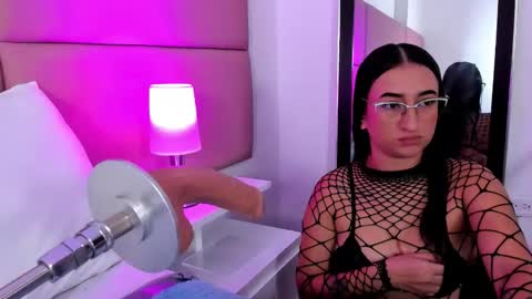 Sammy Morales online show from 11.22.25