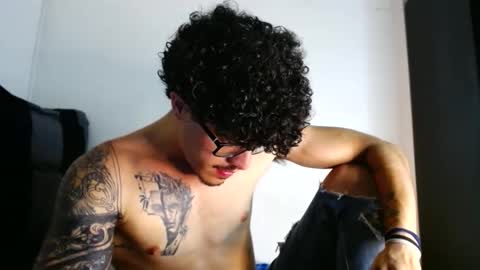 Snapshot of sammytop22 chatting on 05.27.26 sammy model independiente online show from 05.27.26