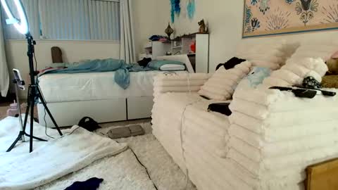 Snapshot of samreignsxxx chatting on 09.30.25 samreignsxxx online show from 09.30.25