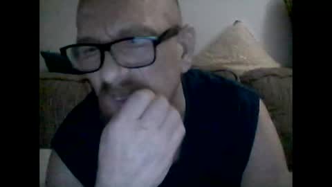 Snapshot of samsmith2471 chatting on 04.15.26 samsmith2471 online show from 04.15.26