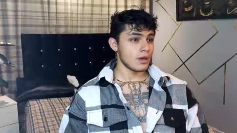 samu_lara online show from 10.08.25