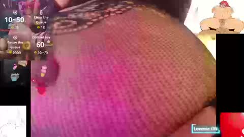 Snapshot of samy_belly32 chatting on 09.10.25 loredy samantha online show from 09.10.25