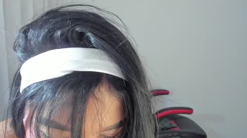 Hello I am absent due to a family calamity I will return soon-hola estoy ausente por un problema familiar volvere pronto. online show from 01.10.25