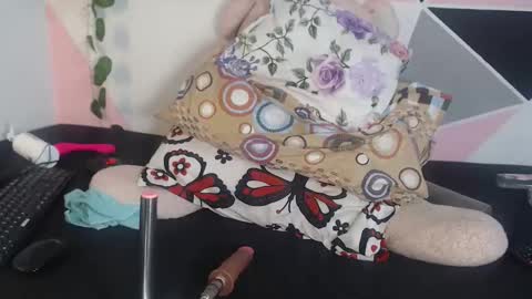 Snapshot of samy_sexx69 chatting on 05.16.26 samy_sexx69 online show from 05.16.26