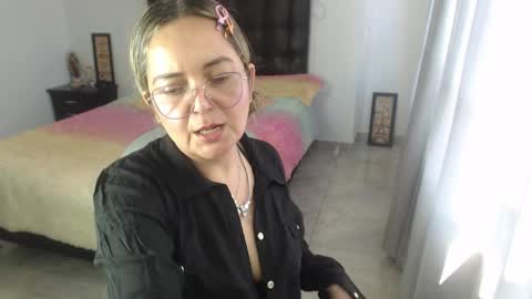 Snapshot of samy_vsn chatting on 01.18.25 samy_vsn online show from 01.18.25