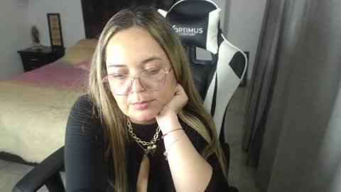Snapshot of samy_vsn chatting on 01.30.25 samy_vsn online show from 01.30.25