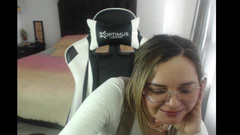 Snapshot of samy_vsn chatting on 02.27.25 samy_vsn online show from 02.27.25