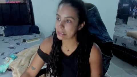 Snapshot of samykiss chatting on 11.11.25 SamyHolbrook online show from 11.11.25