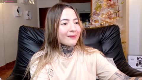 Snapshot of samyortiz_ chatting on 12.28.24 Samy and Juan online show from 12.28.24
