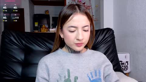 Snapshot of samyortiz_ chatting on 01.05.25 Samy and Juan online show from 01.05.25
