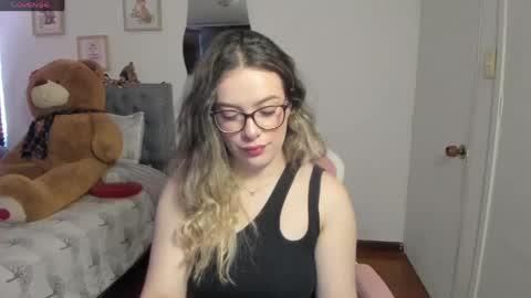 Snapshot of samysweet_8 chatting on 05.01.26 Samanta online show from 05.01.26