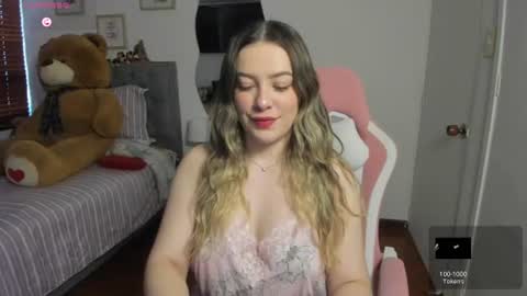 Snapshot of samysweet_8 chatting on 06.28.26 Samanta online show from 06.28.26
