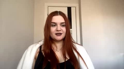 Snapshot of sandeerieder chatting on 11.18.25 Ava online show from 11.18.25