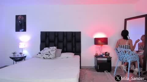 Snapshot of sander_mila chatting on 12.23.24 MilaSander online show from 12.23.24