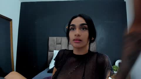 Snapshot of sander_mila chatting on 12.27.24 MilaSander online show from 12.27.24